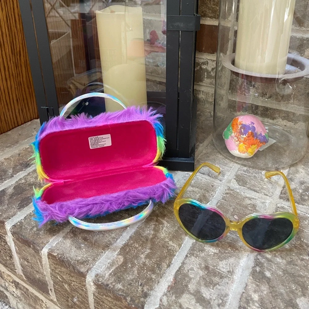Sunglasses and Case Fuzzy Faux Fur Glasses Case with Carrying Handles